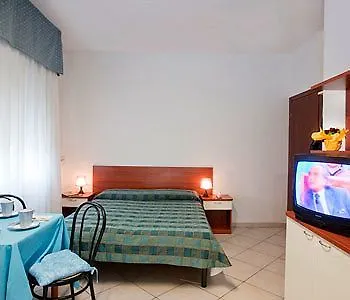 Riviera Residence Rimini 2*,  Italie